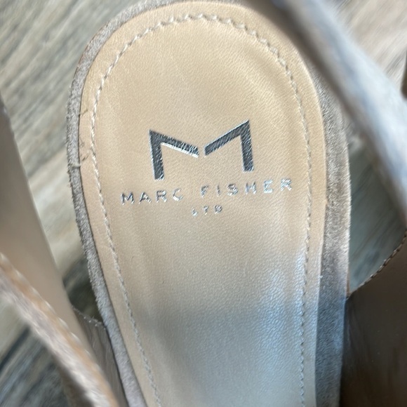 Marc Fisher Vashi Ankle Strap Sandals with Chunky Stacked Heel, size 8 - Picture 7 of 10